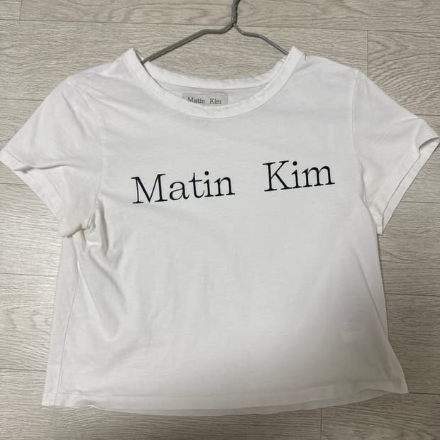 마뗑킴  크롭 반팔티셔츠 M