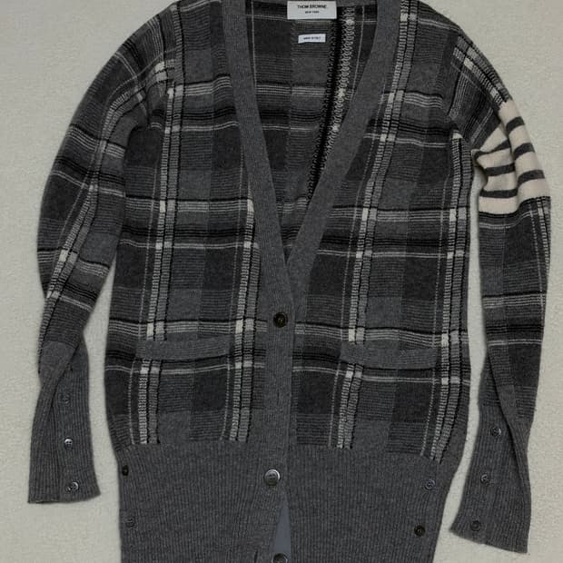(매장판,최상) 톰브라운 여성 라나울 체크패턴 롱 가디건 38