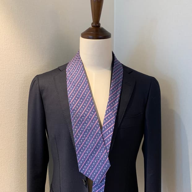 셀린느(CELINE) 명품 모노그램넥타이 100실크 A등급 9.7cm