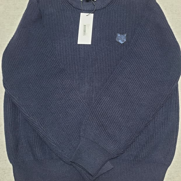 (새상품)메종키츠네  맨투맨 새상품 XL팝니다