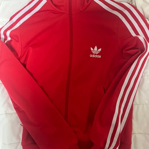 아디다스 크롭 슬림핏 레드 빨강 져지