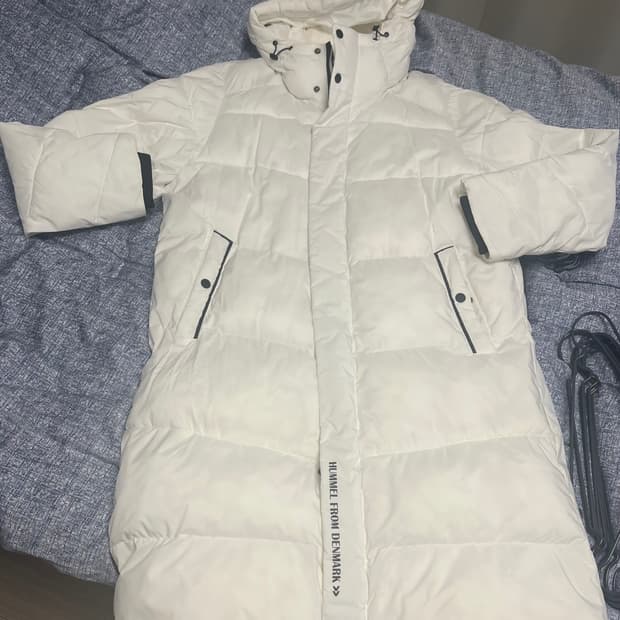 험멜 롱패딩 100