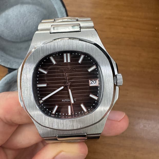 Seiko 노틸러스 커스텀 시계