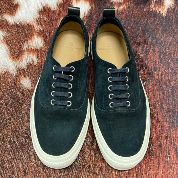 [40] 오피치나 슬로웨어 블랙 스웨이드 스니커즈 