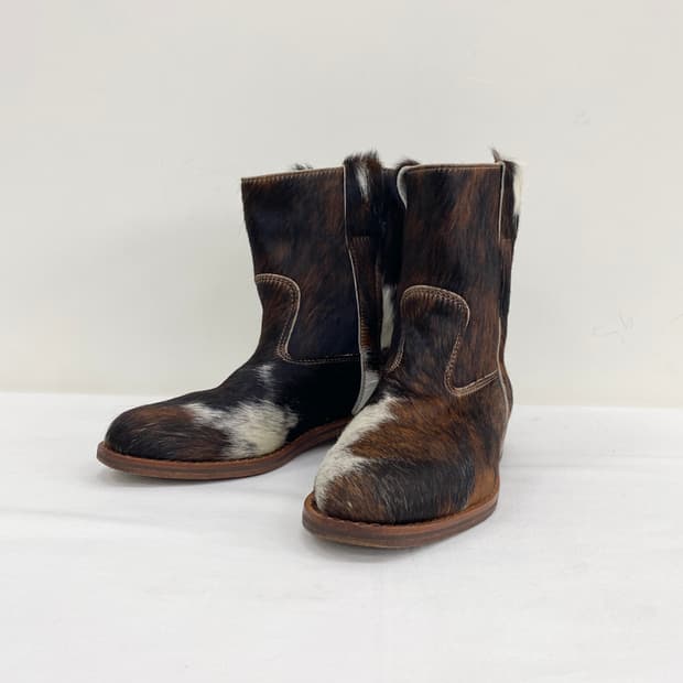 라보떼가르디안 소가죽 송치 부츠