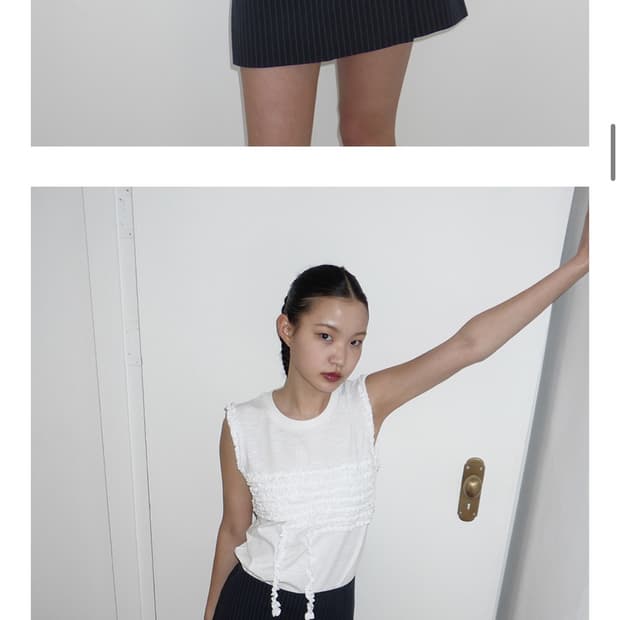 포니테일 LONG & WAVY SLEEVELESS TOP (WHITE)
