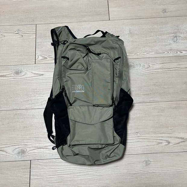 mm6 살로몬 백팩