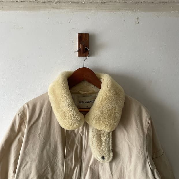 Our Legacy Vintage Shearling Collar 붐버