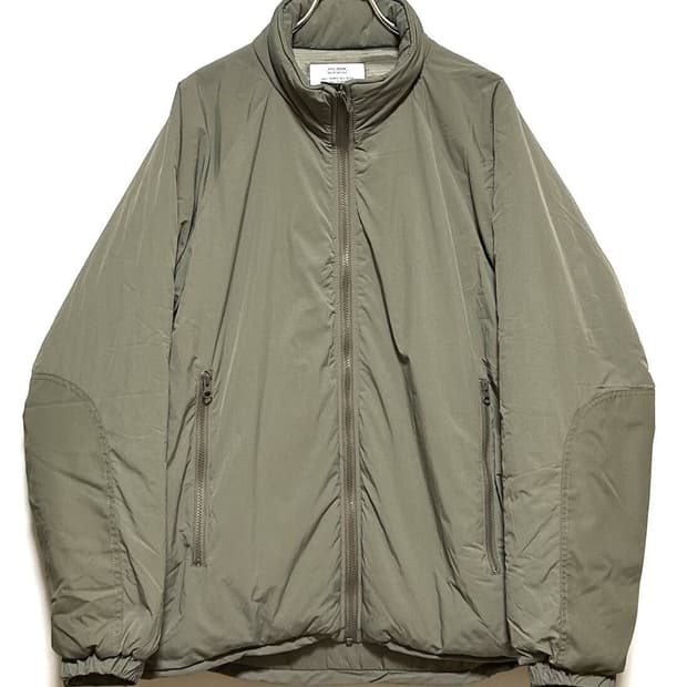 프릭스스토어 레벨7 카키 다운자켓