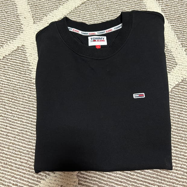 타미진스 블랙 맨투맨 S