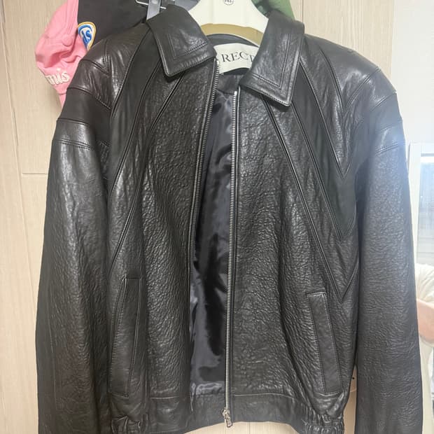 렉토 루카스레더 L사이즈 판매합니다