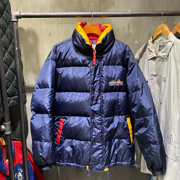 엘레쎄 구스다운 올드스쿨 패딩