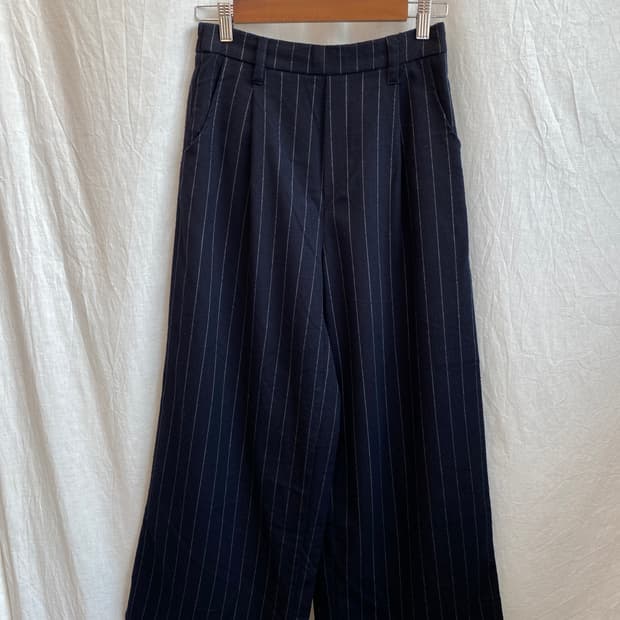 L'ESPOIR 핀스트라이프 네이비 밴딩 와이드팬츠(M)