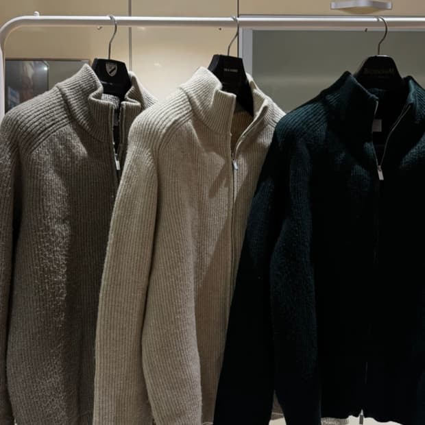 보세 니트집업 새상품