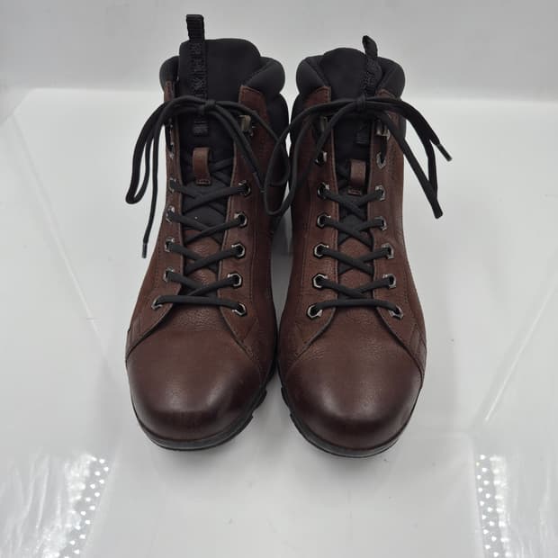 프라다 브라운 하이킹 부츠
