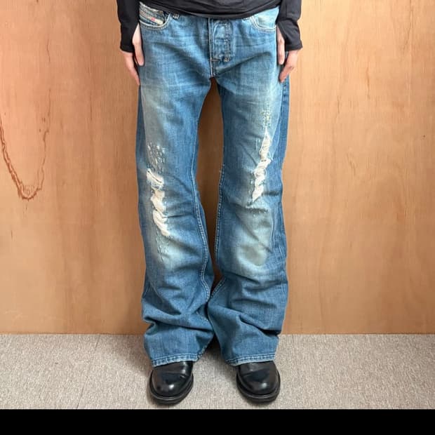 디젤 데미지 플레어 팬츠