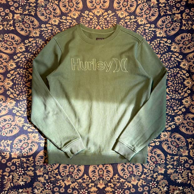 Hurley 스웻셔츠