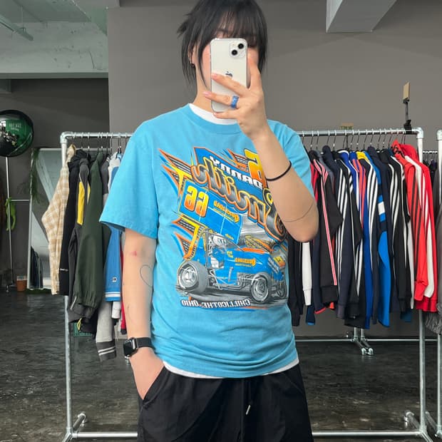 빈티지 레이싱 프린팅 반팔 티셔츠