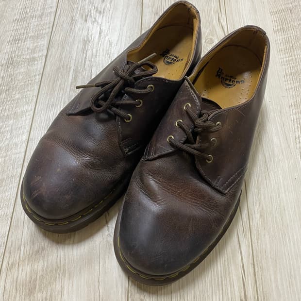 닥터마틴 1461 3홀 크레이지홀스 260