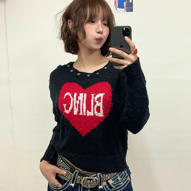 Studded bling heart black knitwear 
