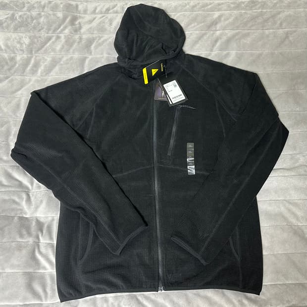 무신사스탠다드 시티레저 폴라폴리스 블랙 XL 새제품