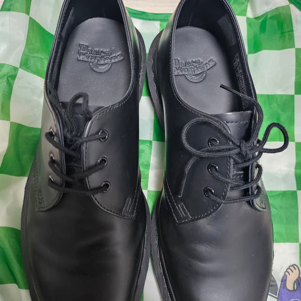 닥터마틴 1461 3홀 모노 블랙 42