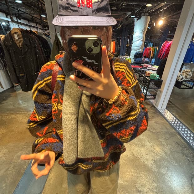 빈티지 노르딕 패턴 후리스