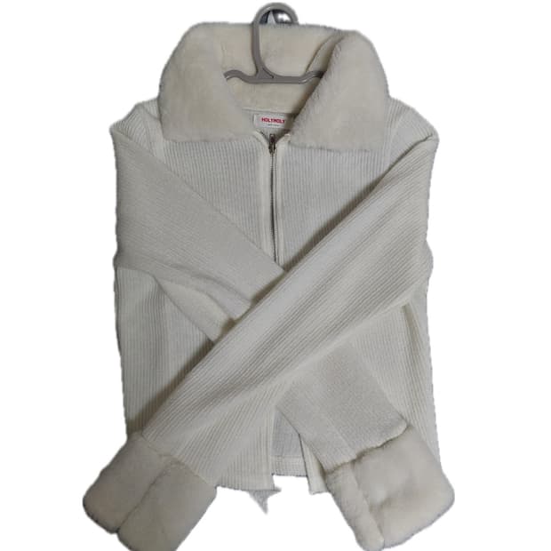 홀리몰리 퍼 카라 집업