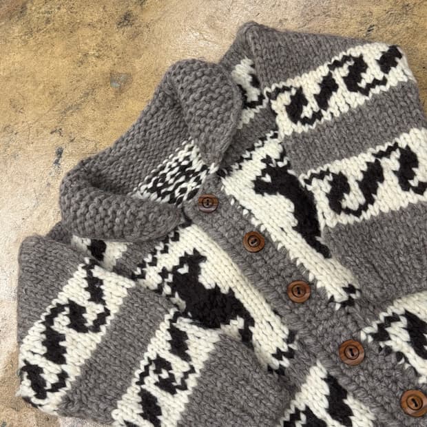 모리 코위찬 니트 가디건 