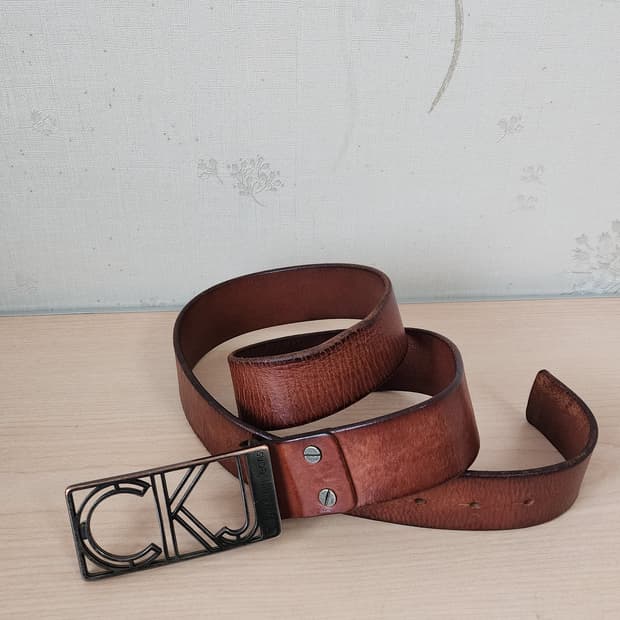 캘빈클라인 CK 빈티지 황동 버클 통가죽 벨트