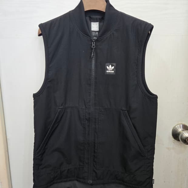 90,S)) adidas 아디다스 조끼! 디자인 깔끔하고 이뻐요!~