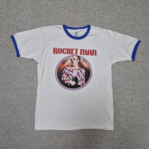 엘튼 존 "ROCKET MAN" 머천다이즈 링거 티셔츠 (L)