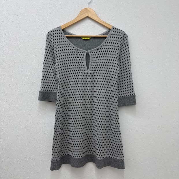 빈티지 그레이 도트 플레어 롱 블라우스