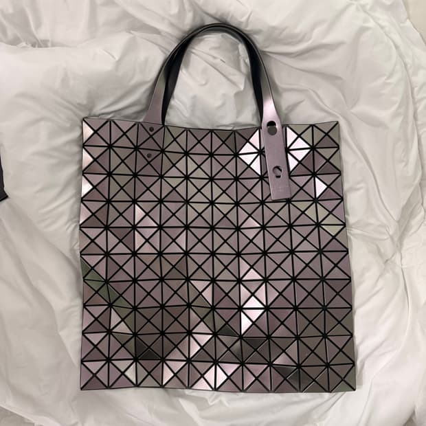 바오바오 프리즘 토트백