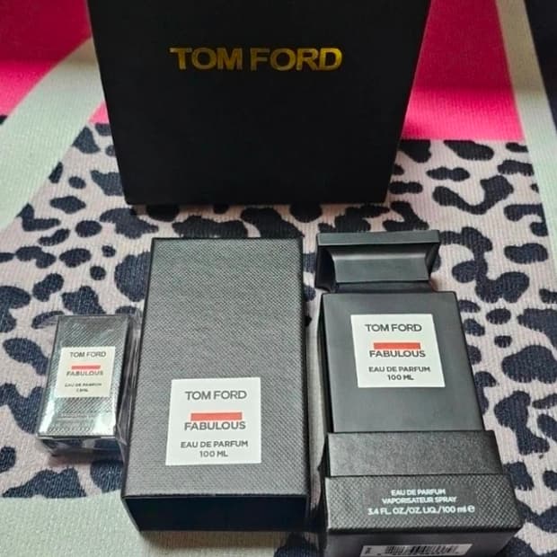 톰포드 페뷸러스 오 드 퍼퓸 100ml + 7.5ml 쇼핑백 미개봉 새상
