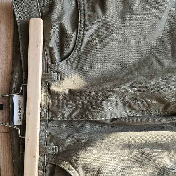 스테디에브리웨어 트윌코튼 치노 팬츠 올리브