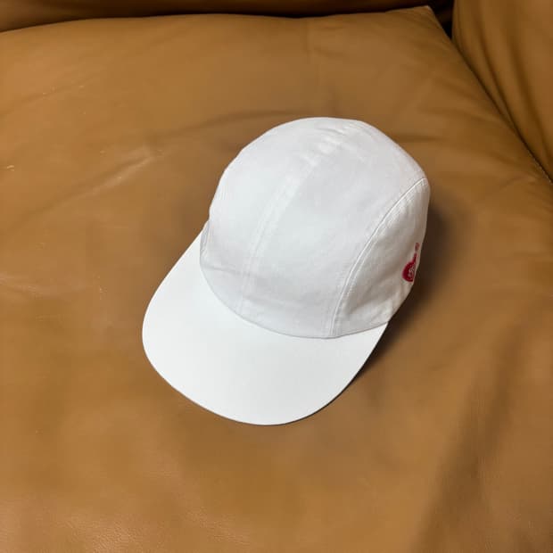 휴먼메이드 걸스 돈 크라이 캠프캡 모자 워시드 화이트