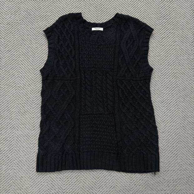 프릭스스토어 니트 베스트 v1981