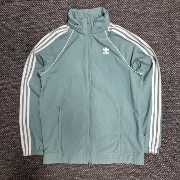 아디다스 슈퍼스타 유로파 바람막이