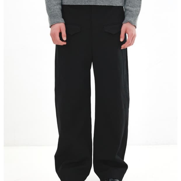 Aieul curved trousers_black