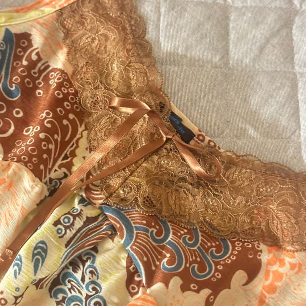 오리엔탈 슬리브리스 탑