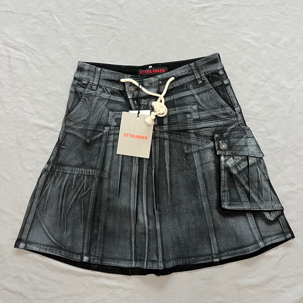 [에스파 윈터 착용] 오토링거 미디 스커트