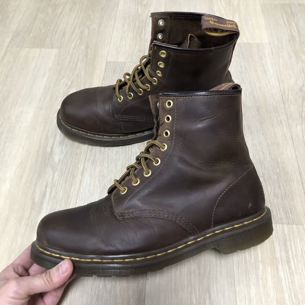 (270) 닥터마틴 Dr.martens 1460 8홀 크레이지 호스 부츠