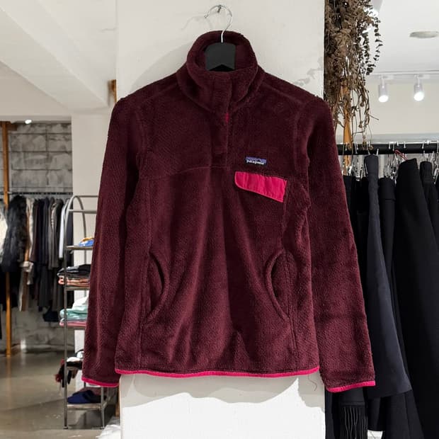 파타고니아 우먼스 버건디 리툴 스냅티 풀오버 플리스