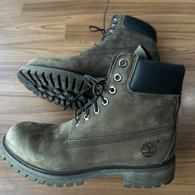 팀버랜드 6인치 프리미엄 부츠 다크브라운 7.5W(255) 