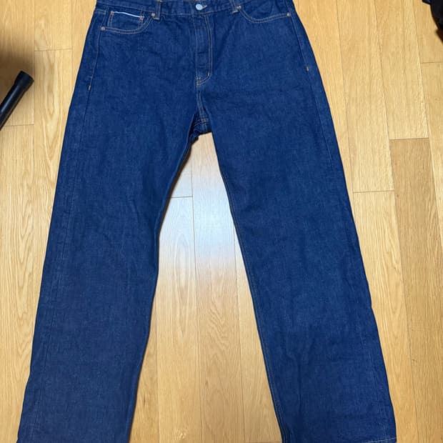 아웃스탠딩 레귤러핏 데님 팬츠 셀비지 라지 팔아요 