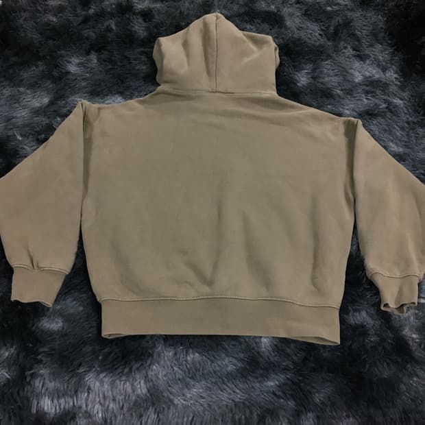 투티/0400 에센셜 후드티 카키 베이지