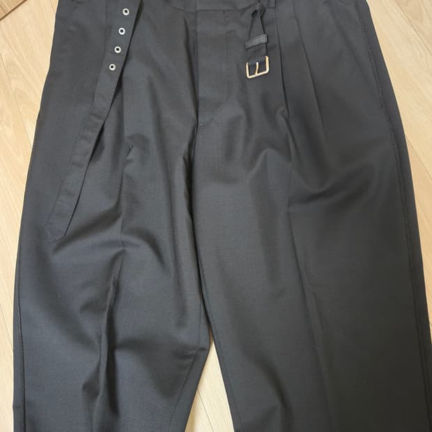 프라다 울 슬랙스 