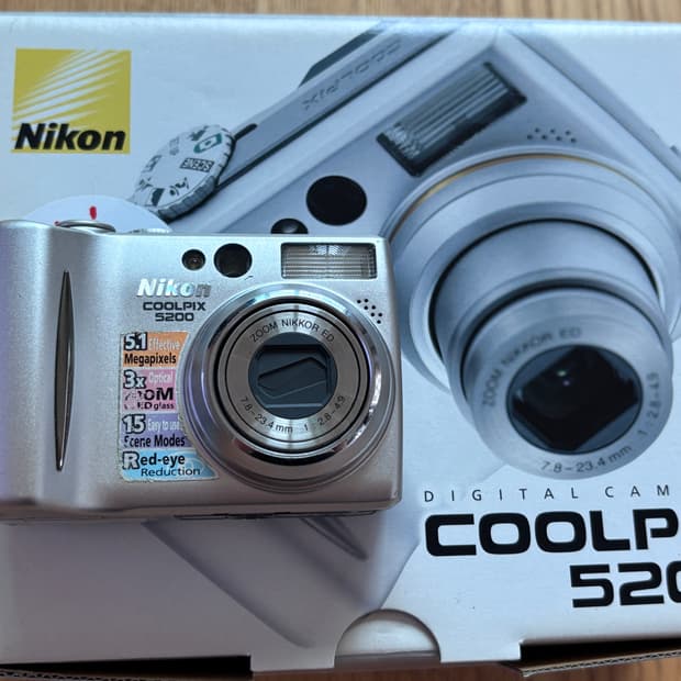 니콘 쿨픽스 s5200 디카