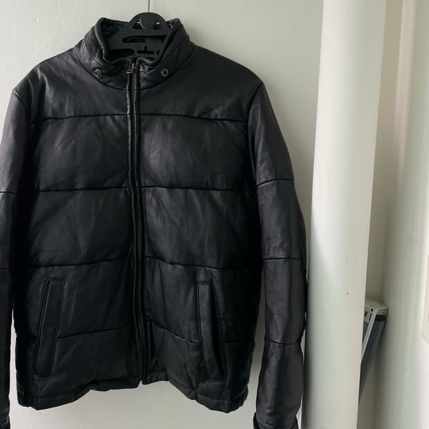 양가죽 레더 크롭 패딩 자켓